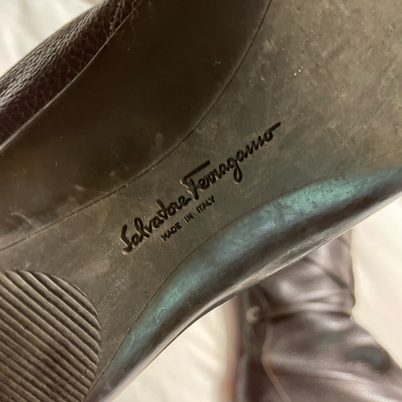 Gorgeous chocolate brown Ferragamo riding boots. - Picture 8 of 8